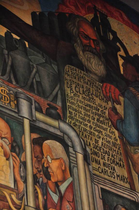 Painel pintado pelo socialista Diego Rivera no Palácio do Governo, na Cidade do México, capital do país